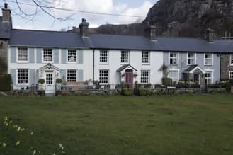 Retrofit Strategies for Historic UK Homes