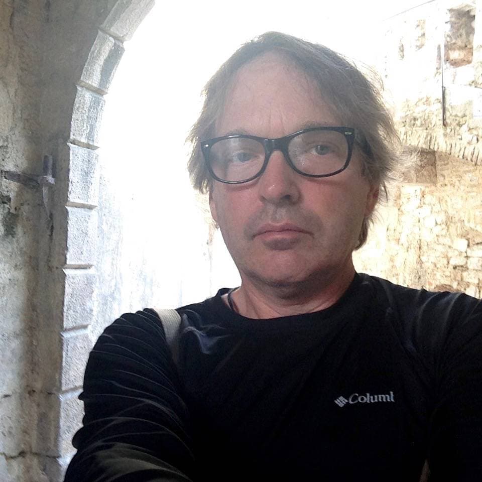 Dr. Peter Dedek